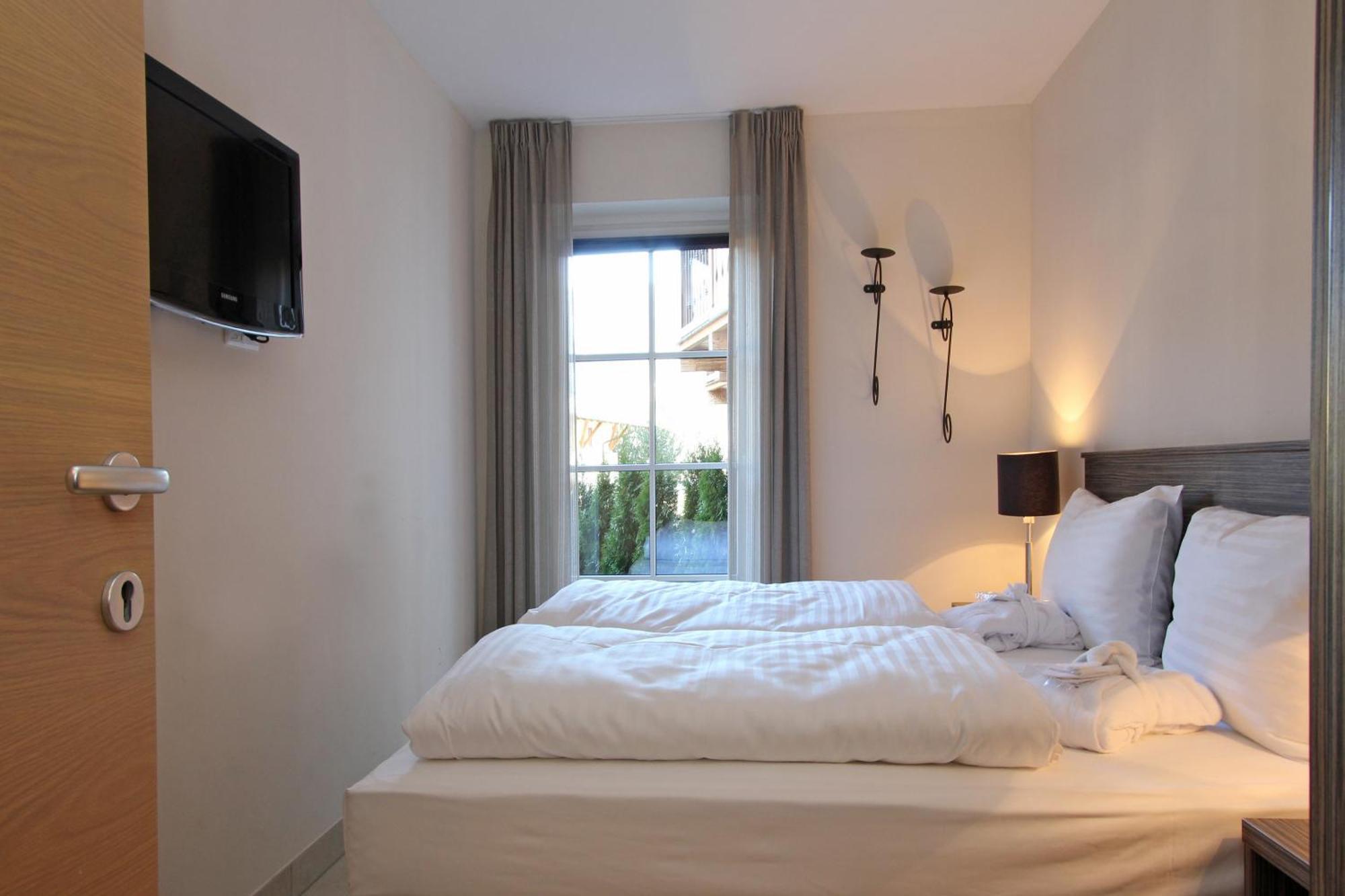 Avenida Mountain Resort By Alpin Rentals - Incl Summercard Kaprun Bagian luar foto